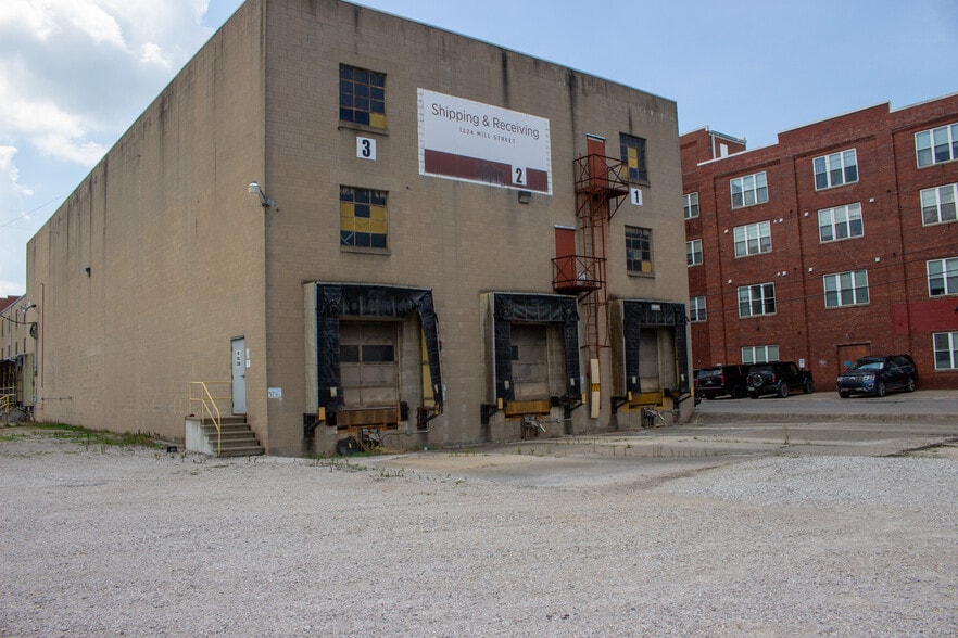 1224 Mill St, Jasper, IN for lease - Building Photo - Image 2 of 28