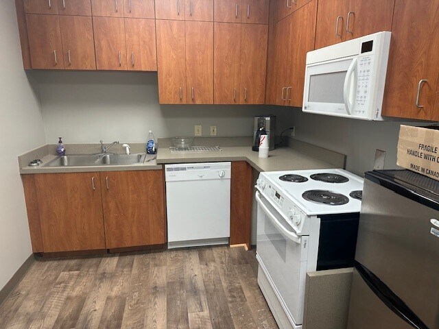 145 Millard Farmer Industrial Blvd, Newnan, GA for lease - Building Photo - Image 3 of 6