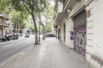 Retail in Barcelona, Barcelona for lease Interior Photo- Image 2 of 27