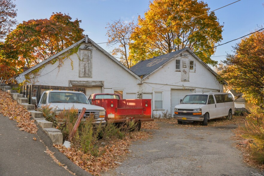 18 Beech St, Greenwich, CT for sale - Building Photo - Image 3 of 6