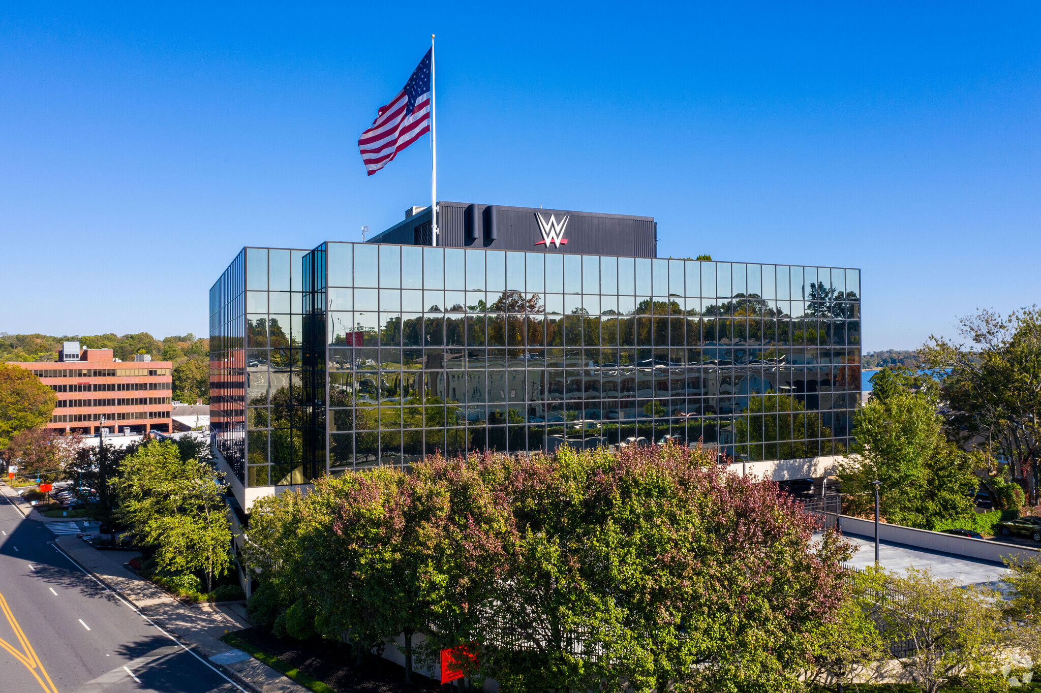 1241 E Main St, Stamford, CT for sale Primary Photo- Image 1 of 8