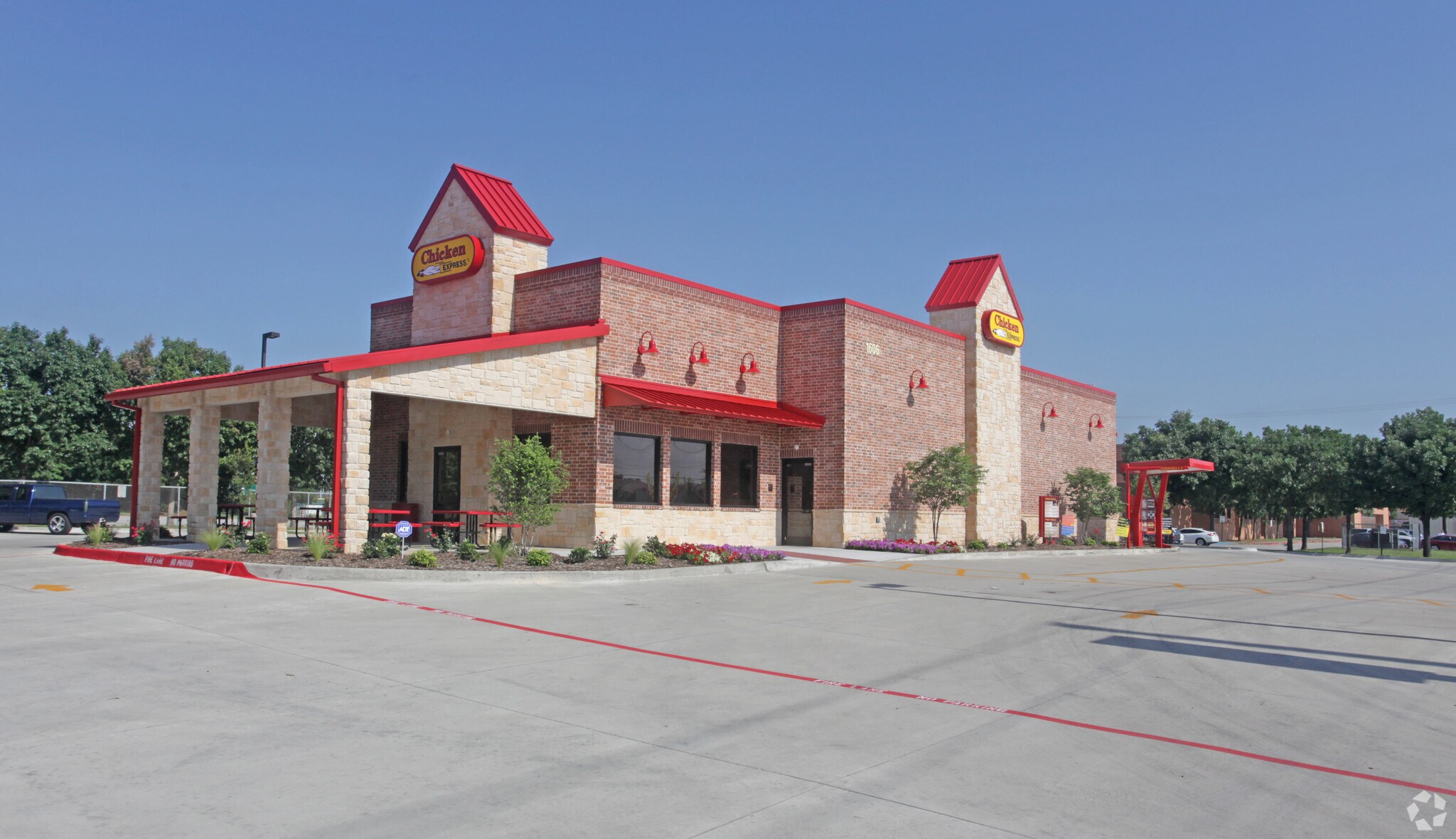 1606 E Cooper St, Arlington, TX for sale Primary Photo- Image 1 of 1