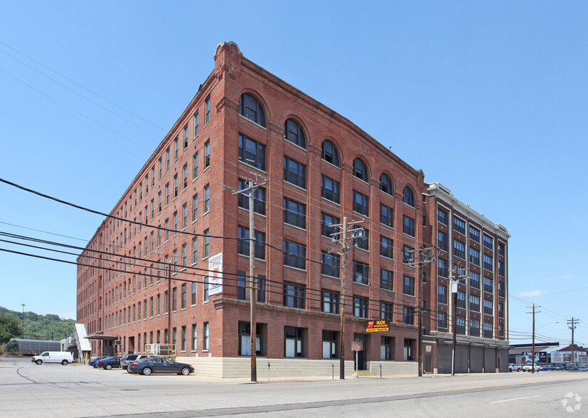 2701 Spring Grove Ave, Cincinnati, OH for lease - Building Photo - Image 1 of 31