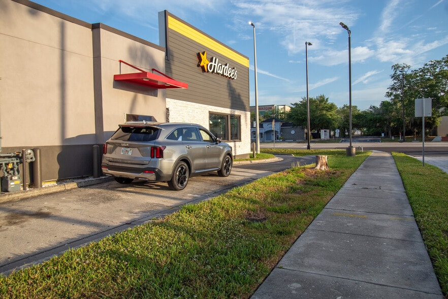 504 W Vine St, Kissimmee, FL for sale - Building Photo - Image 2 of 68