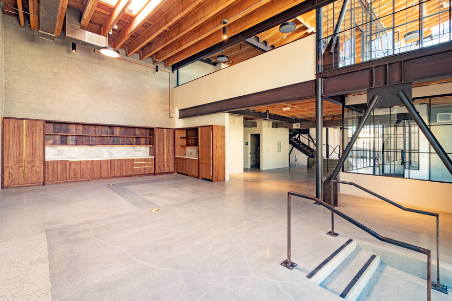 2352 Ripple St, Los Angeles, CA for lease - Building Photo - Image 3 of 23