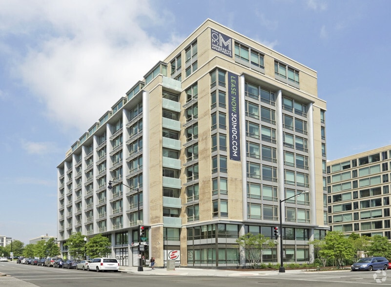 301 M St SW, Washington, DC for sale - Primary Photo - Image 1 of 1