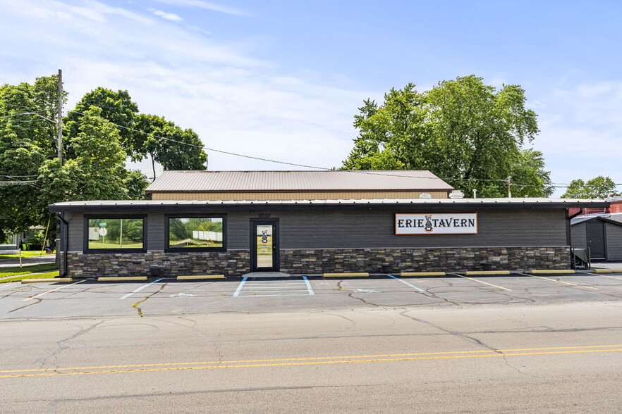 770 E Franklin St, Huntington, IN for sale - Building Photo - Image 1 of 31