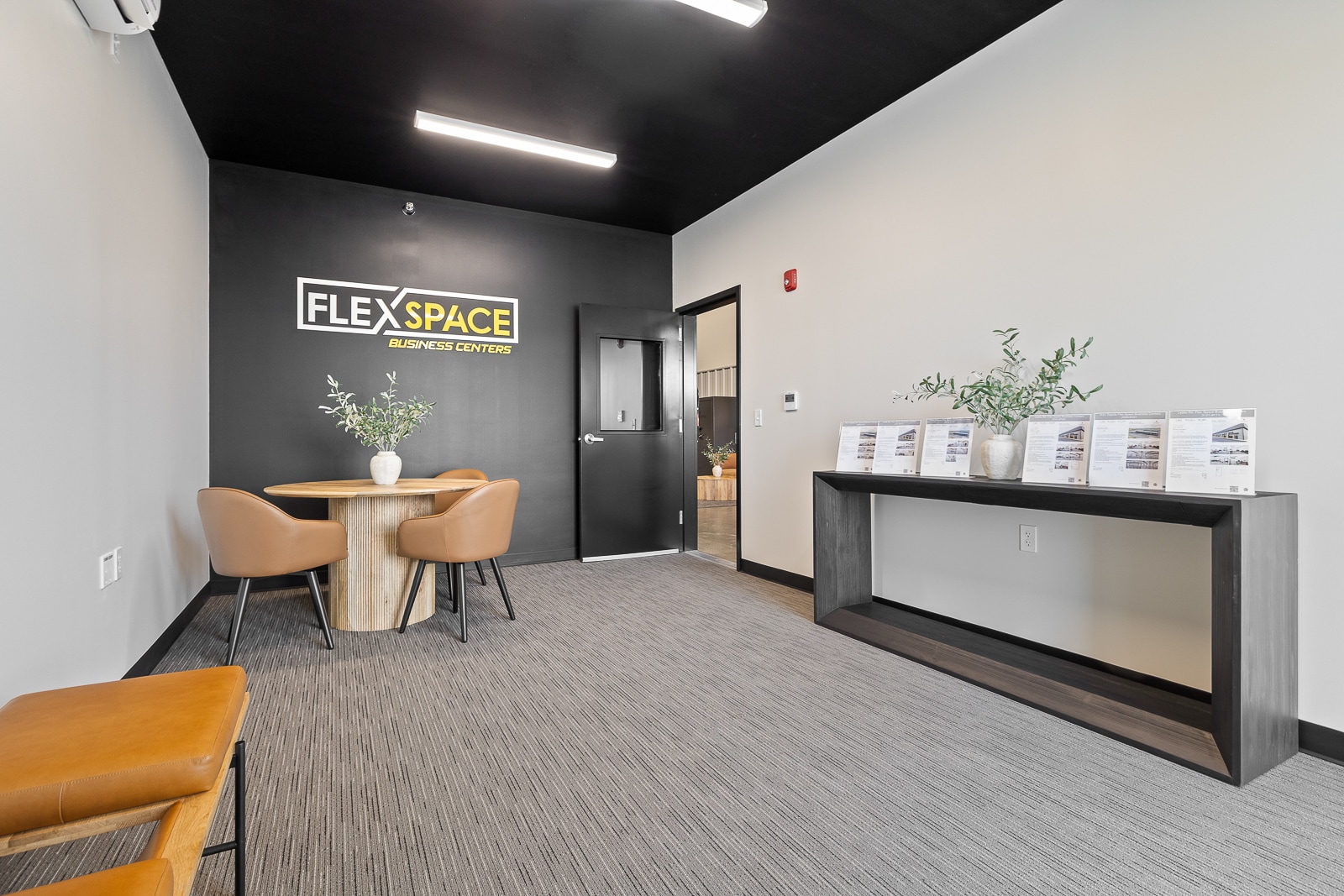 3145 Leslie Rd, Richland, WA for lease Interior Photo- Image 1 of 5