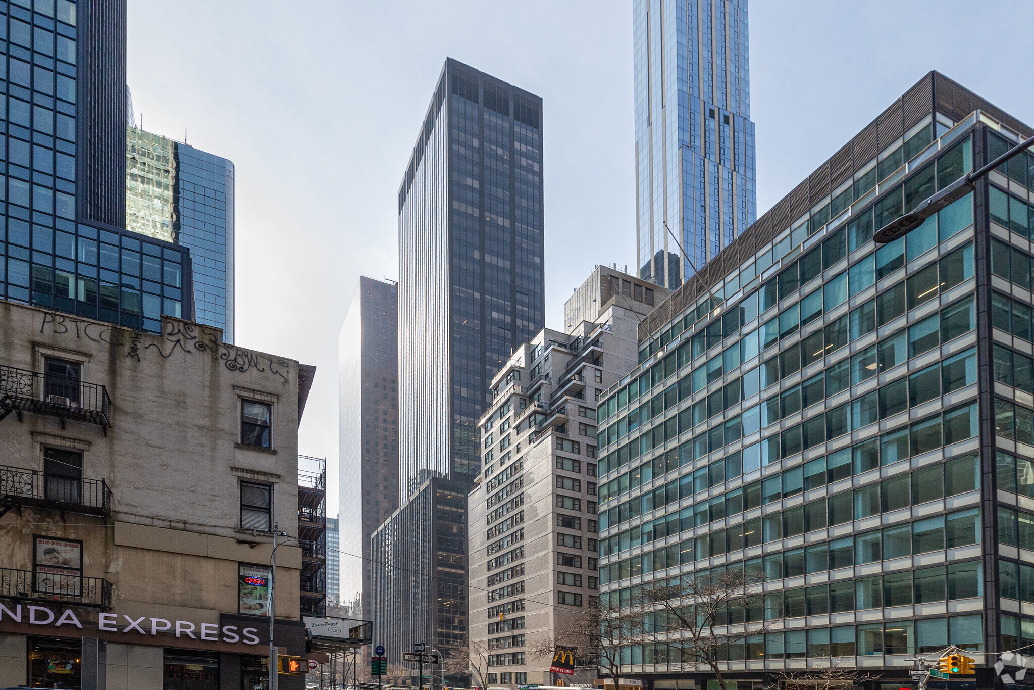 800 Third Ave, New York, NY for lease Building Photo- Image 1 of 3