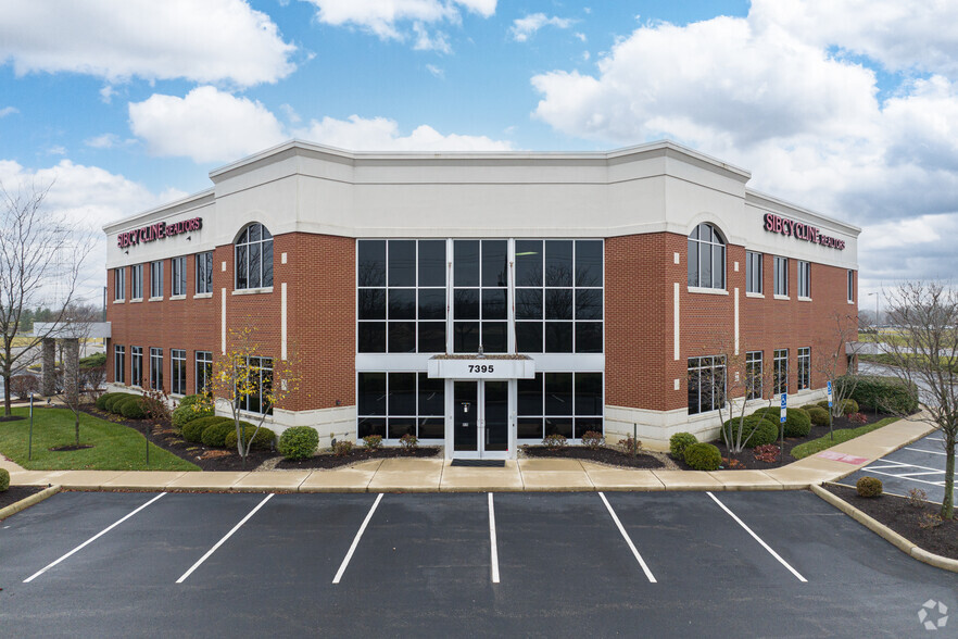 7395 Mason Montgomery Rd, Mason, OH for lease - Primary Photo - Image 1 of 4