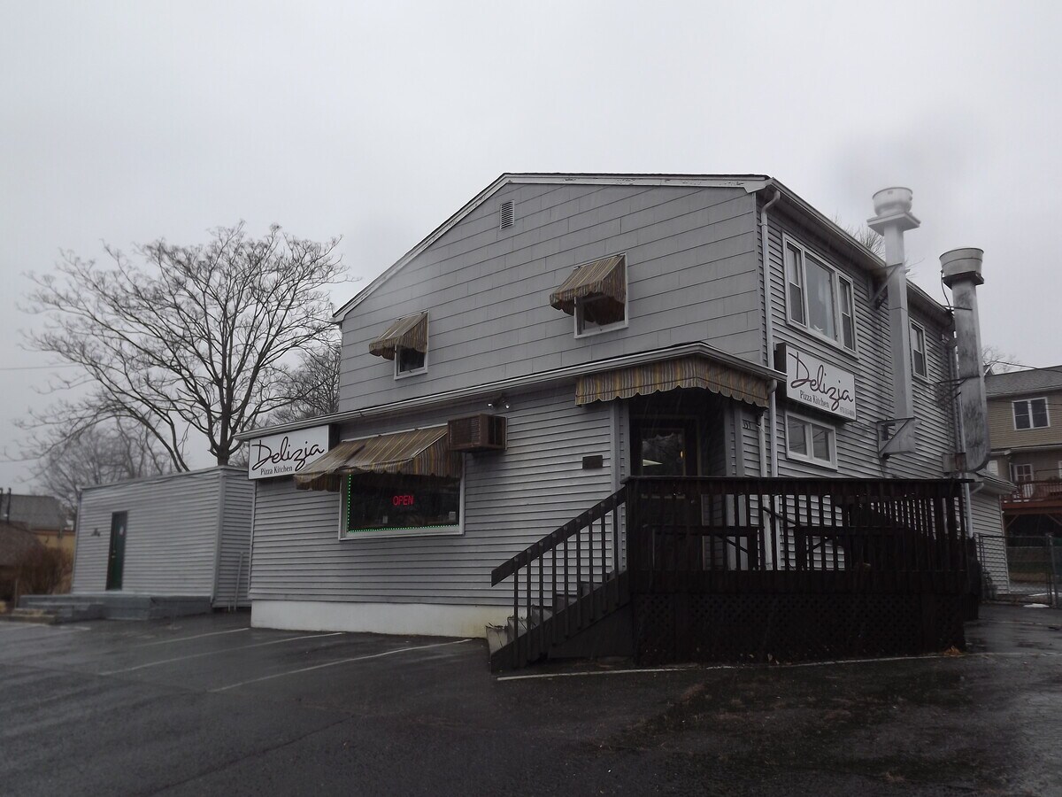 157 Halsey Rd, Parsippany, NJ 07054