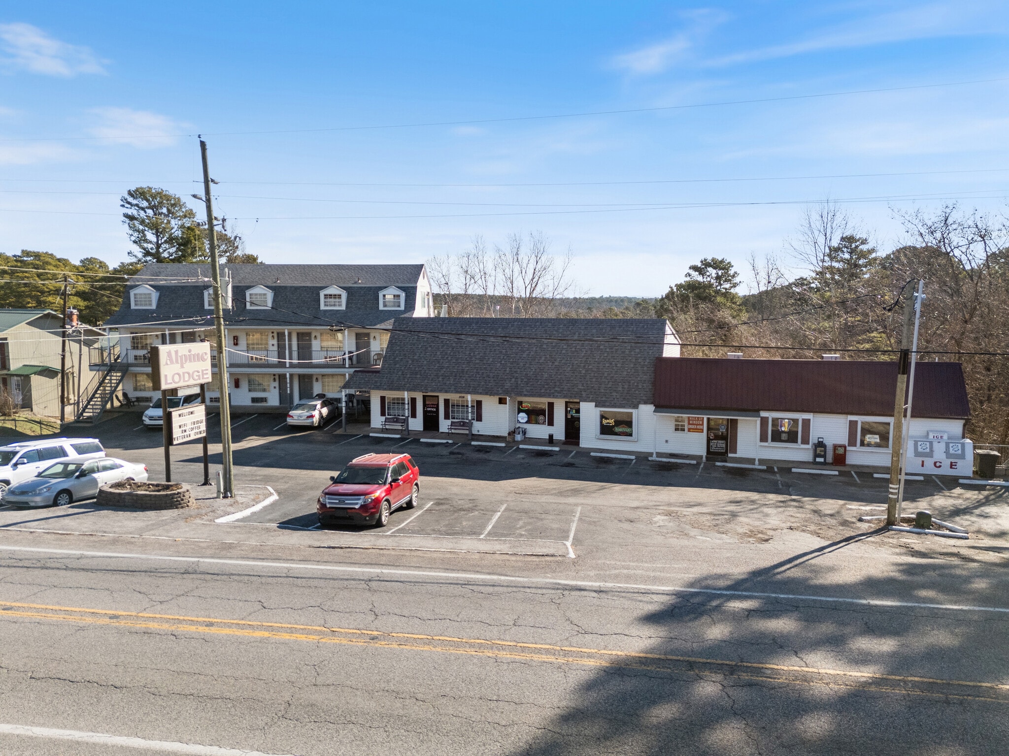 2038 E Van Buren, Eureka Springs, AR for sale Primary Photo- Image 1 of 25