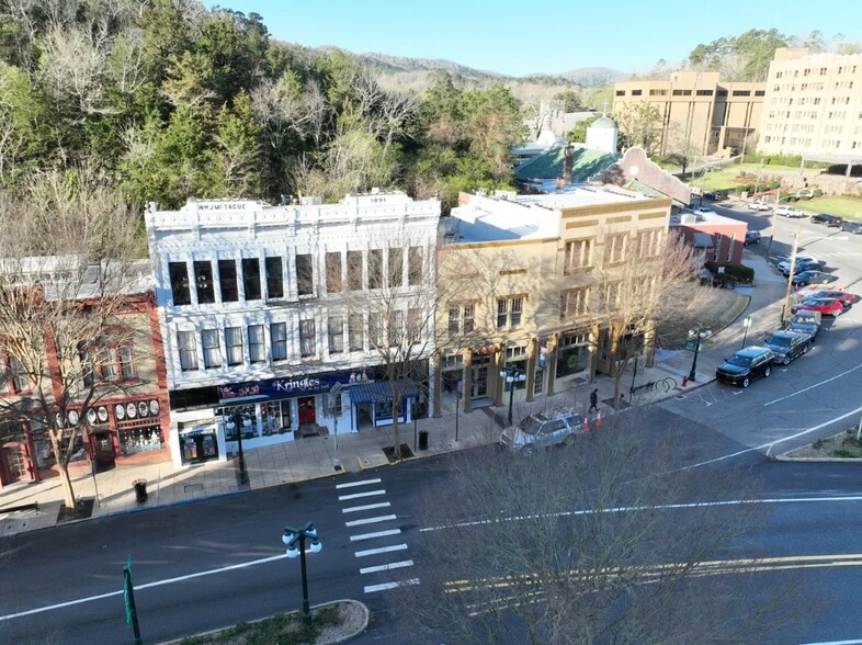 116 Central Ave, Hot Springs, AR for sale - Primary Photo - Image 1 of 1