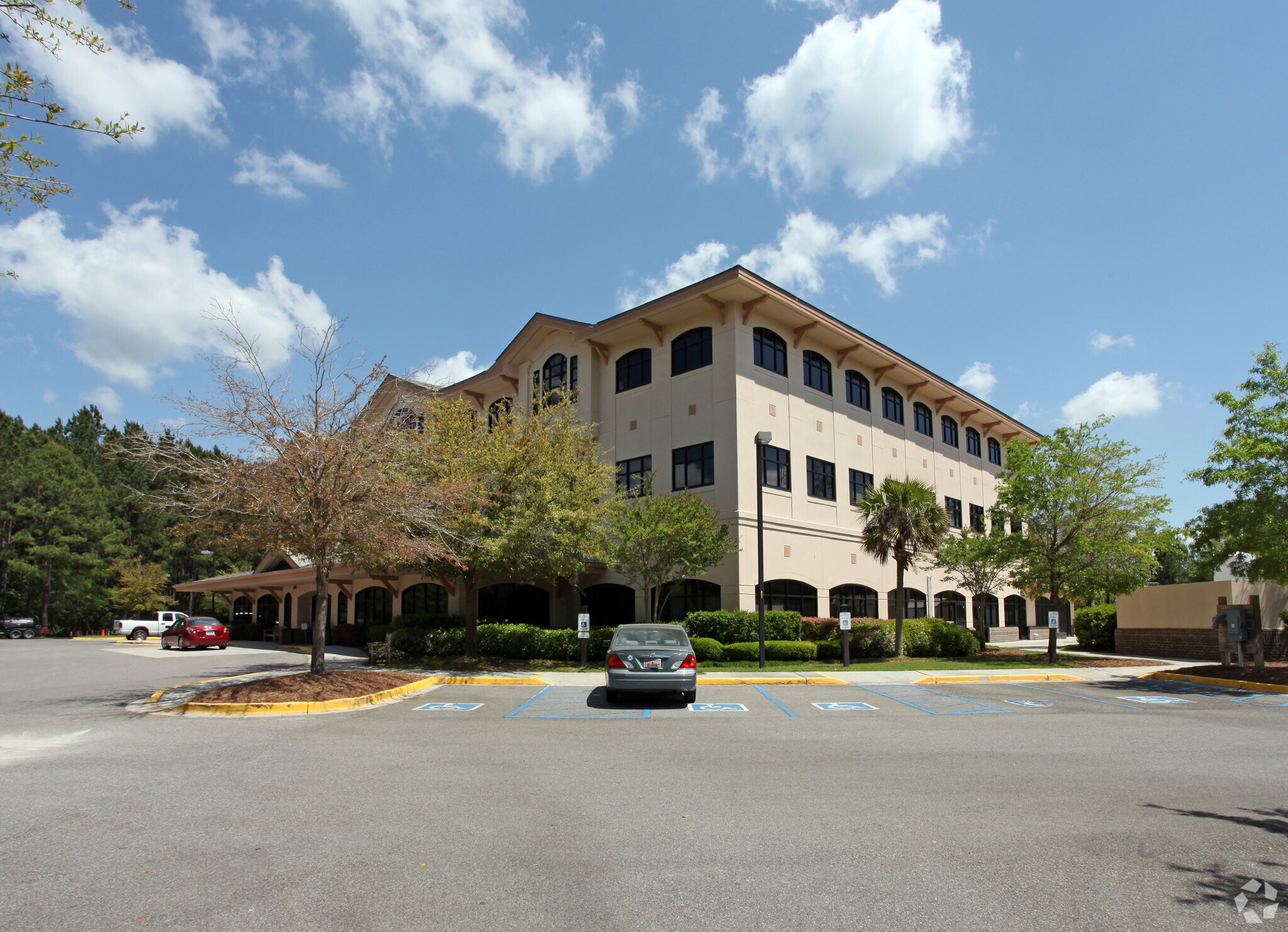 40 Okatie Center Blvd S, Okatie, SC 29909 Okatie Outpatient Center