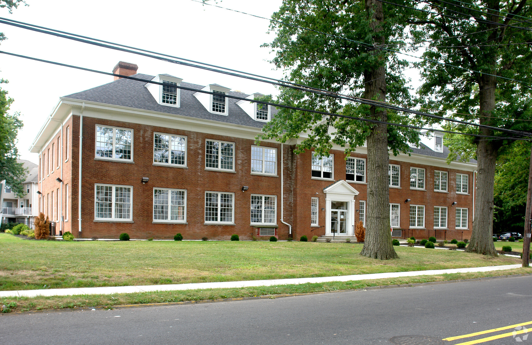 40-60 Parker Rd, Elizabeth, NJ for lease Building Photo- Image 1 of 6