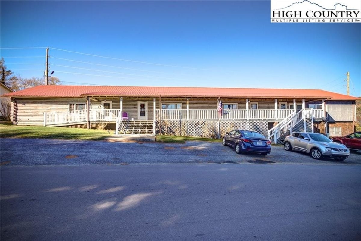 71 E Cheek St, Sparta, NC for sale Primary Photo- Image 1 of 21