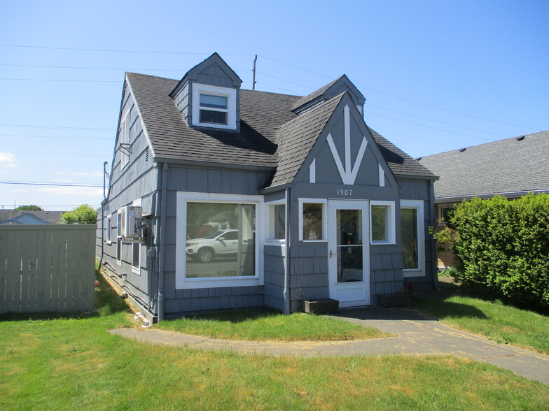 1907 Simpson Ave, Aberdeen, WA for sale - Building Photo - Image 2 of 8