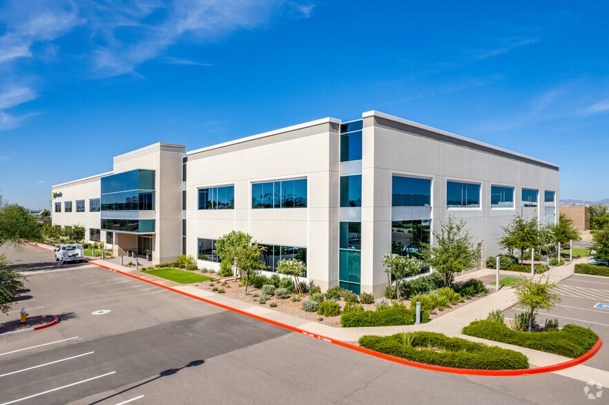 4039 E Raymond St, Phoenix, AZ for lease - Building Photo - Image 1 of 5