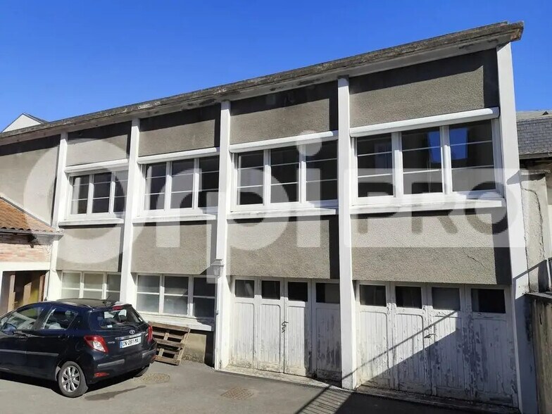 Office in Limoges for lease - Building Photo - Image 1 of 5