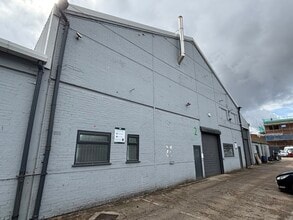 Abercromby Ave, High Wycombe for lease Building Photo- Image 2 of 4