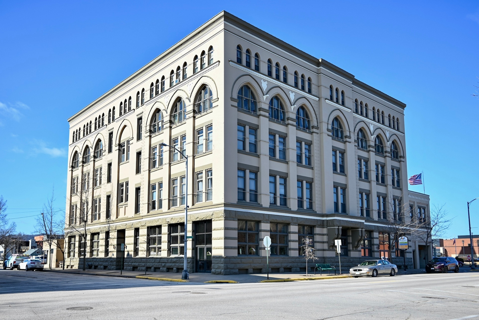157 W 3rd St, Winona, MN for sale Building Photo- Image 1 of 1