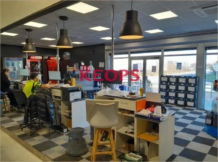 Flex in Toulouse for lease - Interior Photo - Image 2 of 6