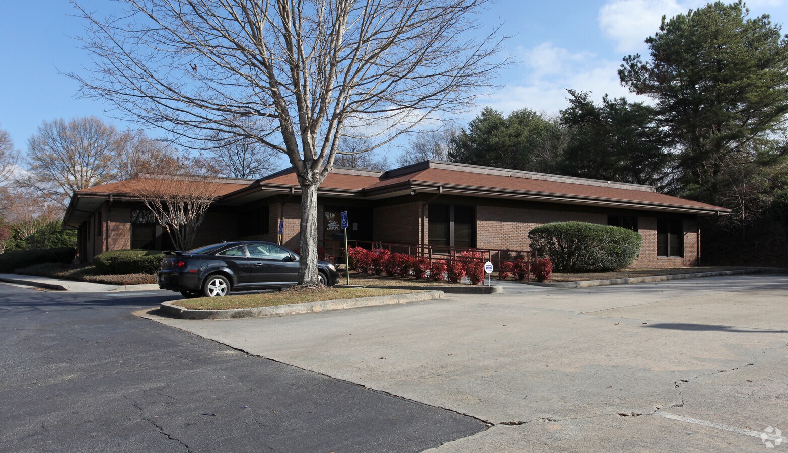 6685 Merchants Way, Morrow, GA 30260