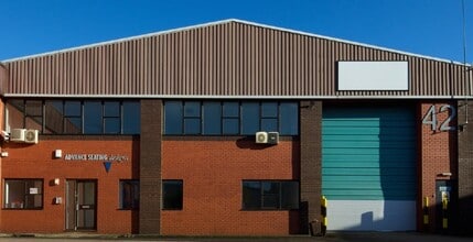 419-420 Bridport Rd, Greenford for lease Building Photo- Image 1 of 4