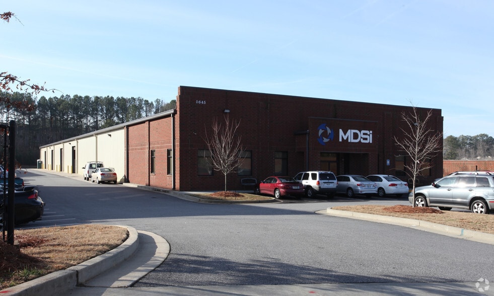 1645 Redi Rd, Cumming, GA for sale - Primary Photo - Image 1 of 1