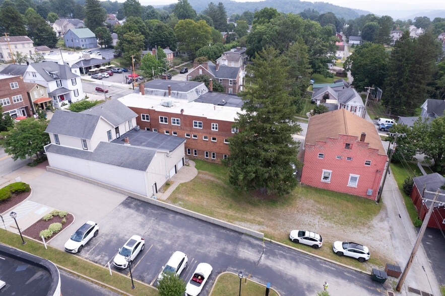 137 E Main St, Ligonier Township, PA for sale - Aerial - Image 3 of 19