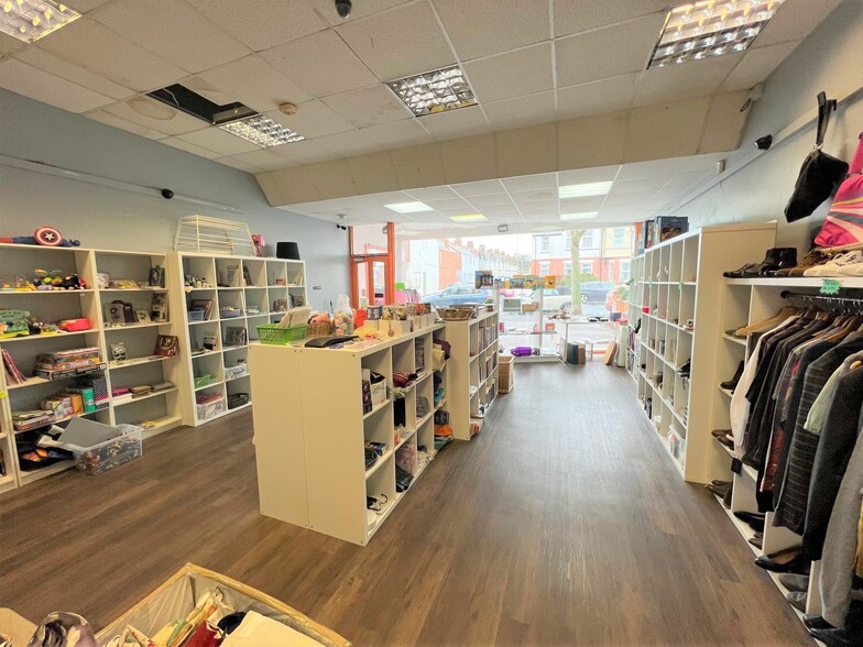 368-374 Cheriton Rd, Folkestone for lease - Interior Photo - Image 2 of 2