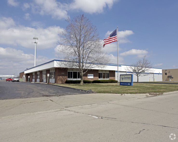 6025 Wall St, Sterling Heights, MI for sale - Primary Photo - Image 1 of 3