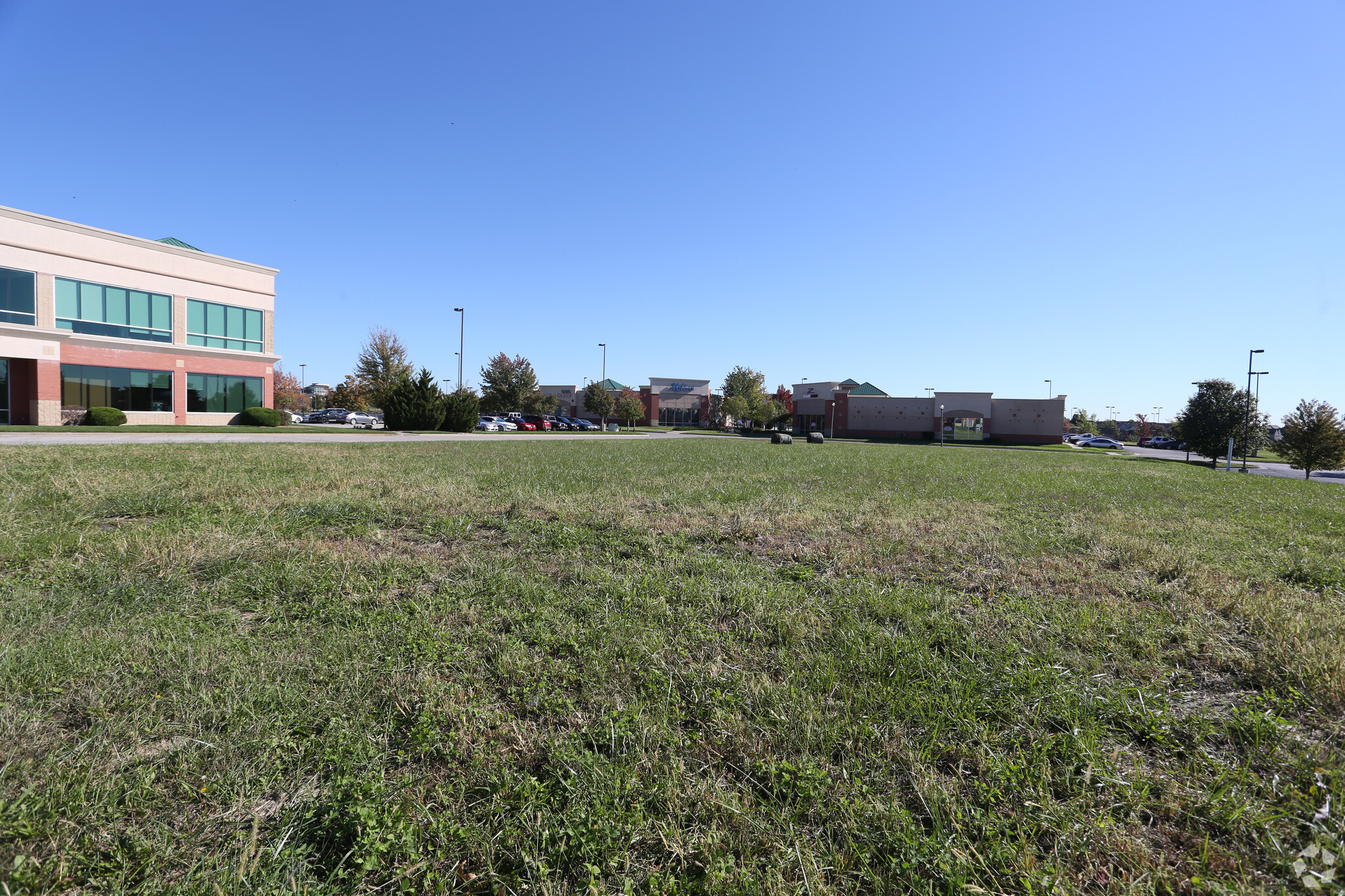 14447 Metcalf Ave, Overland Park, KS for lease Building Photo- Image 1 of 11