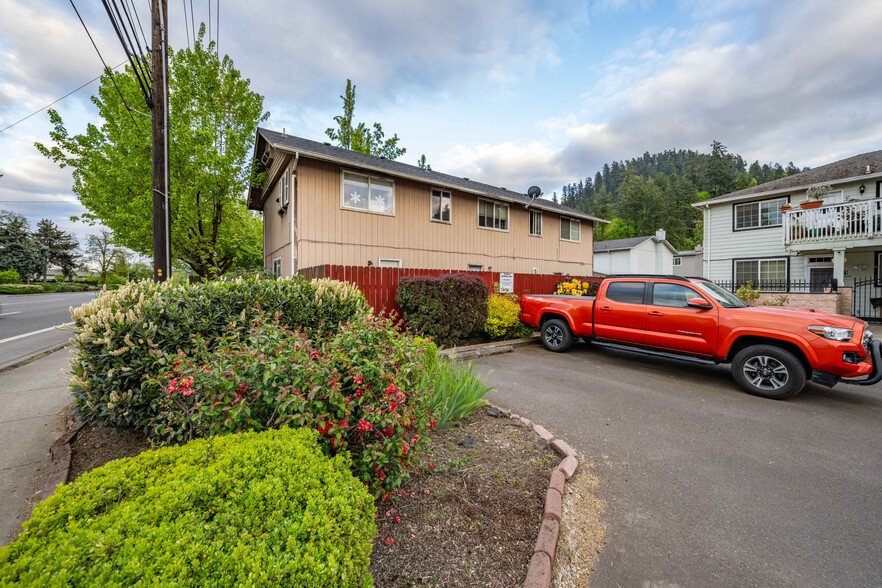 124 S 63rd St, Springfield, OR for sale - Building Photo - Image 2 of 10