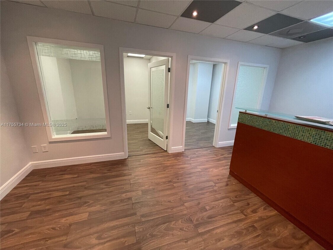 12550 Biscayne Blvd, North Miami, FL 33181 - Unit 208 - - Interior Photo - Image 1 of 5