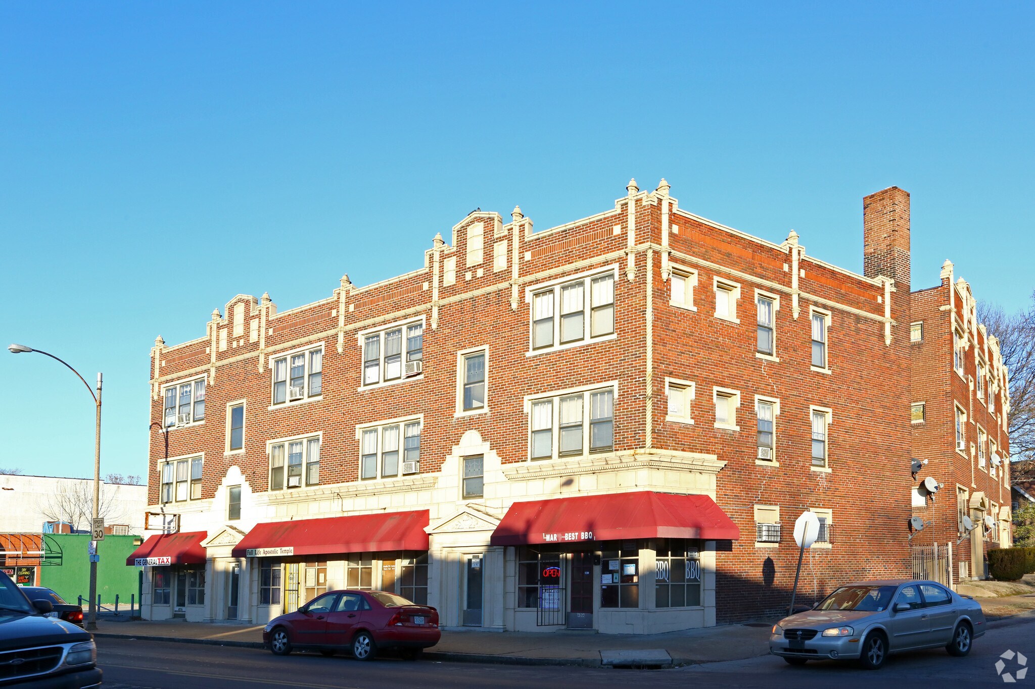 4054 S Grand Blvd, Saint Louis, MO for sale Primary Photo- Image 1 of 3
