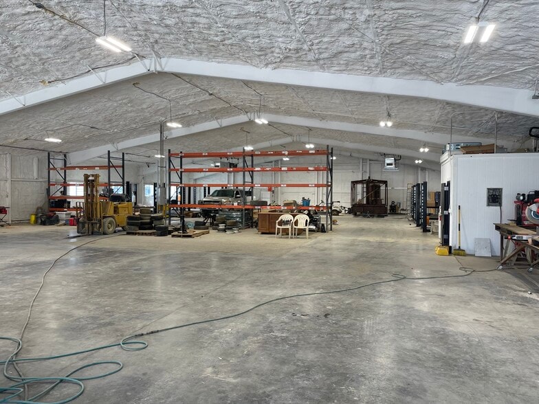 4923 Cypress Ranch Blvd, Spicewood, TX for lease - Building Photo - Image 2 of 7