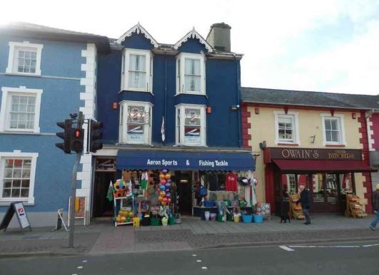2 Bridge St, Aberaeron for sale - Building Photo - Image 1 of 1