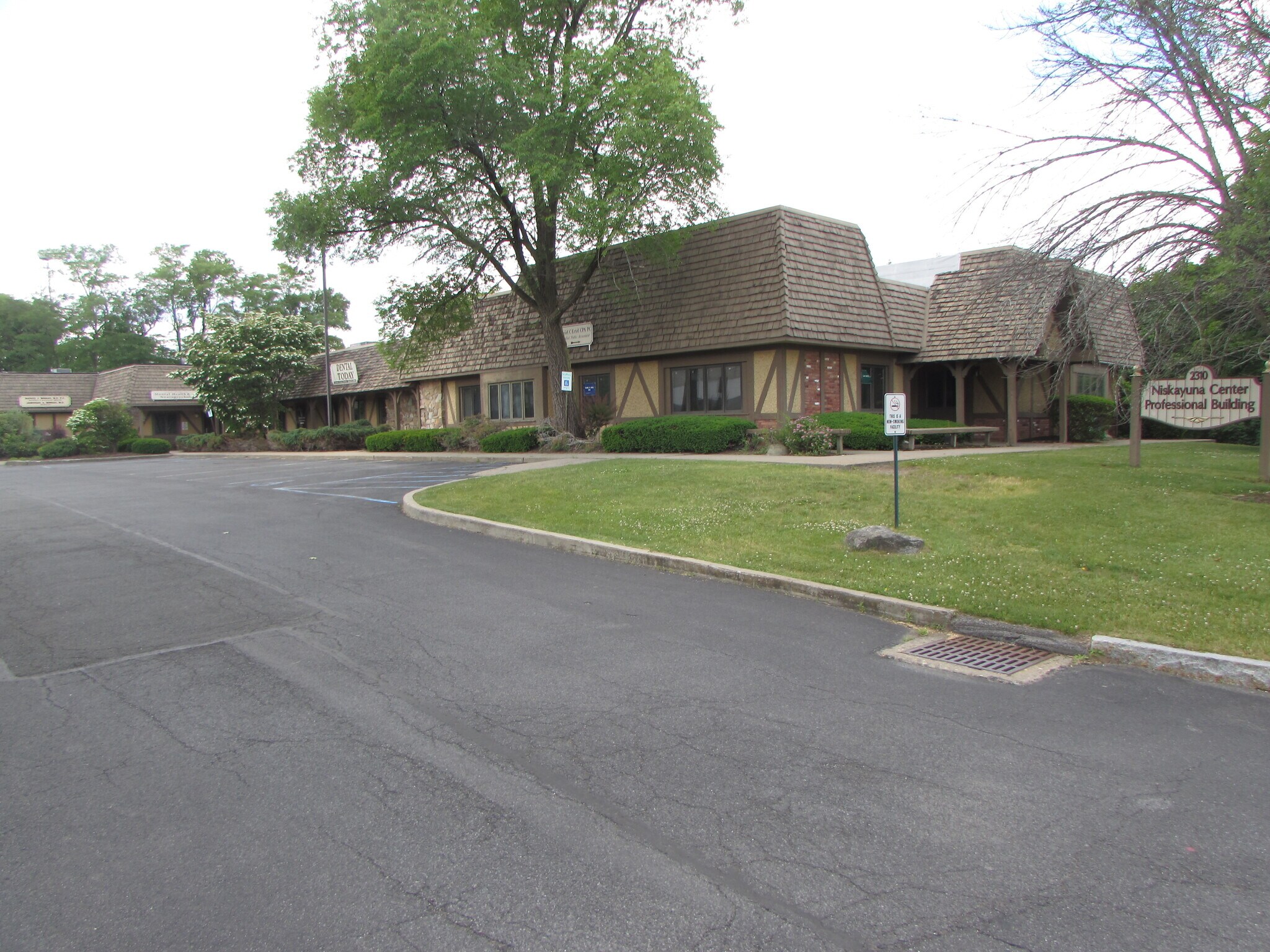 2310 Nott St E, Niskayuna, NY for sale Building Photo- Image 1 of 1