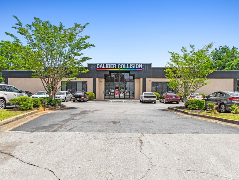 5548 Old Dixie Hwy, Forest Park, GA 30297 Caliber Collision