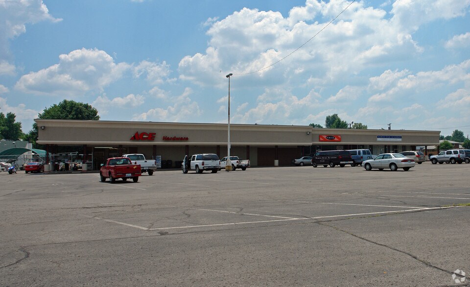 1784-1820 Bryan Station Rd, Lexington, KY for sale - Primary Photo - Image 1 of 1