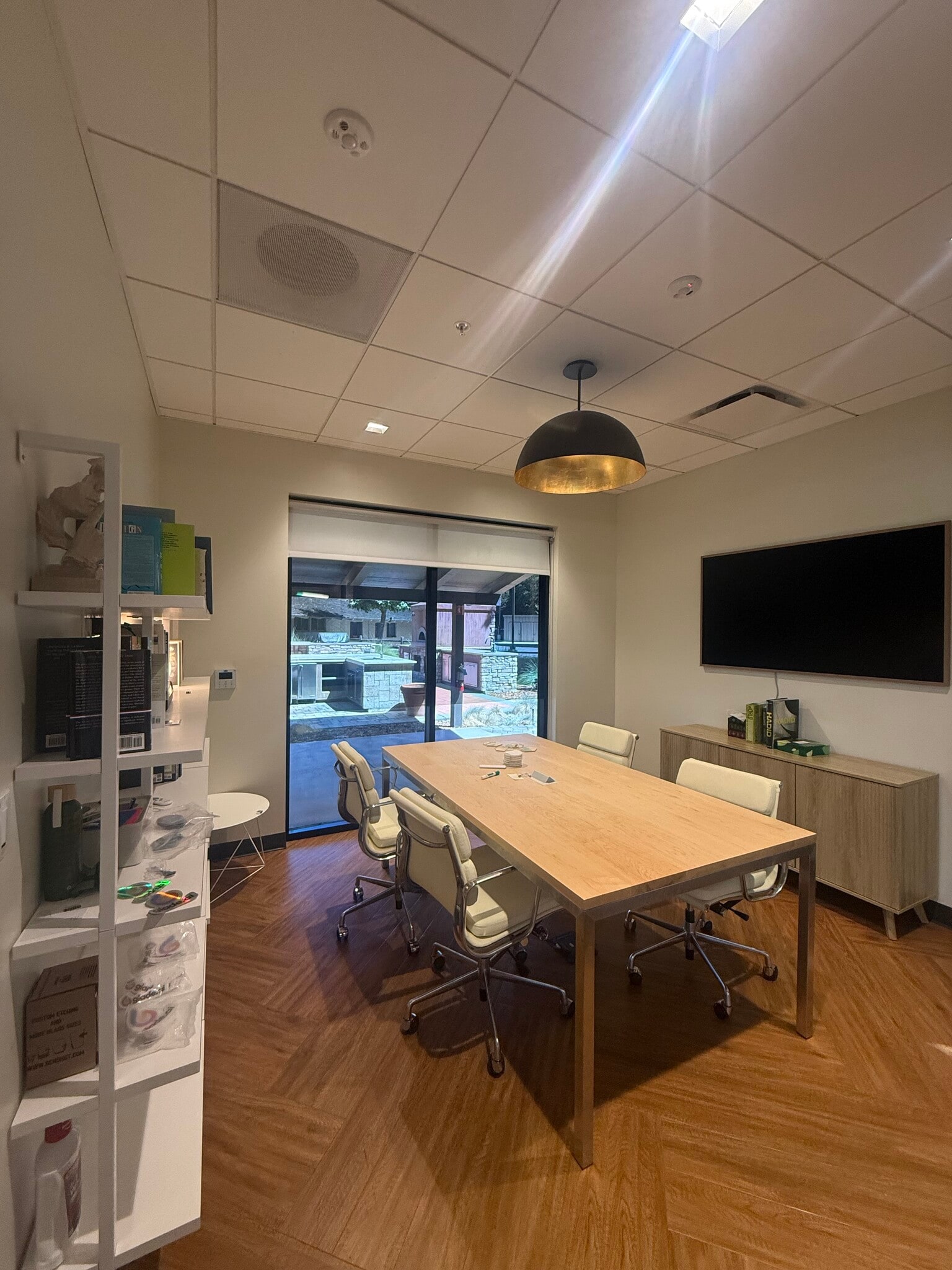 80 Willow Rd, Menlo Park, CA for lease Interior Photo- Image 1 of 4