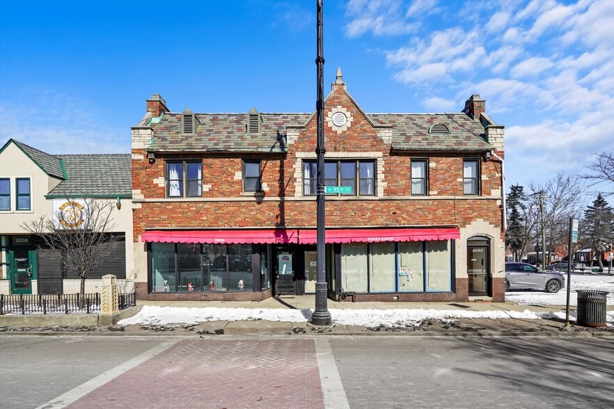 2022-2026 W 95th St, Chicago, IL for sale - Building Photo - Image 1 of 25