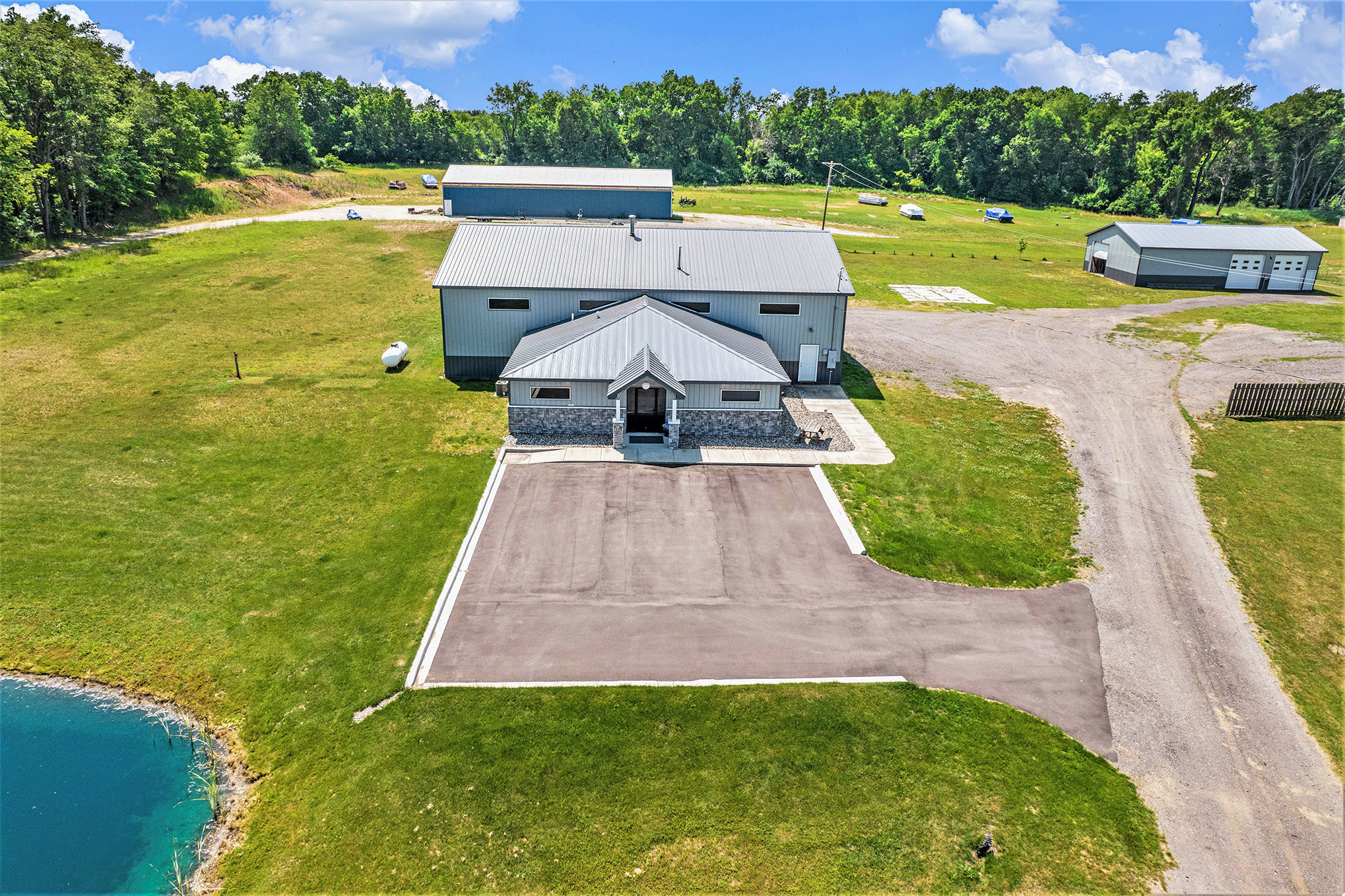 9486 S Meridian Rd, Clarklake, MI for sale Building Photo- Image 1 of 40