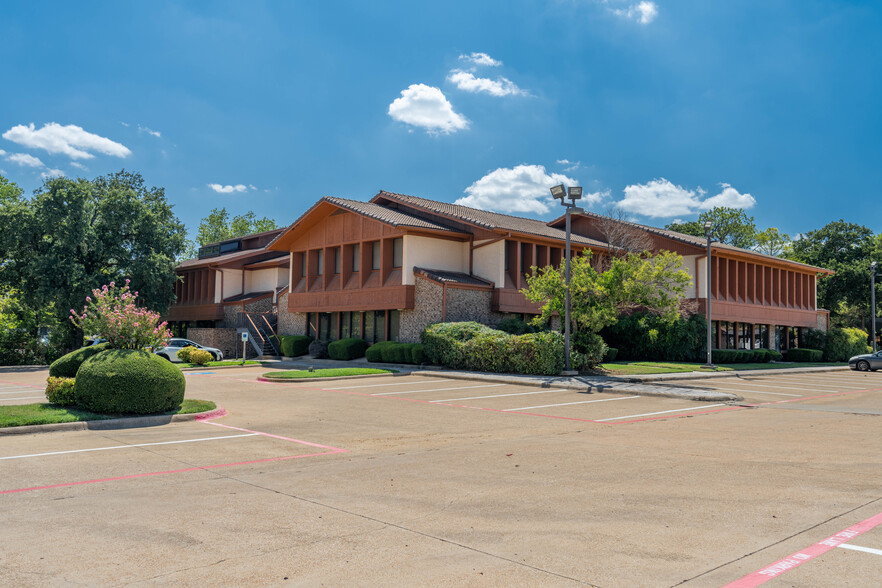 1170 Corporate Dr W, Arlington, TX for lease - Building Photo - Image 3 of 4