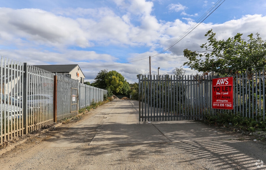 Bondgate, Pontefract for lease - Building Photo - Image 3 of 3