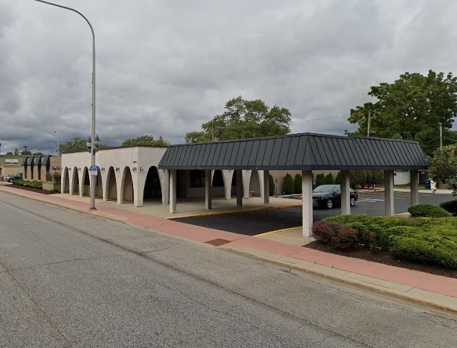 3600 95th St, Evergreen Park, IL for lease - Building Photo - Image 2 of 2