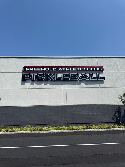 3710 Highway 9, Freehold, NJ for lease - Building Photo - Image 1 of 11