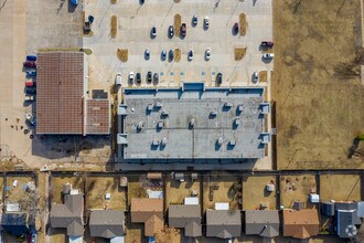 1025 SW 4th St, Moore, OK - AERIAL  map view