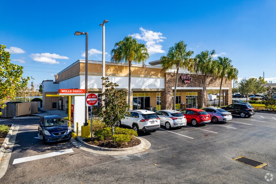 12234 E Colonial Dr, Orlando, FL for lease - Building Photo - Image 3 of 4